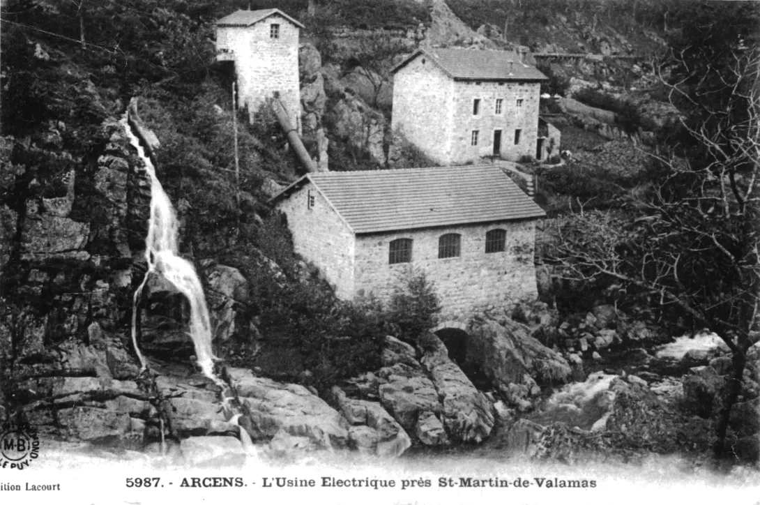 Scan carte postale : 5987. - ARCENS. - L'Usine Electrique près ST-Martin-de-Valamas. MB Le Puy. Edition Lacourt